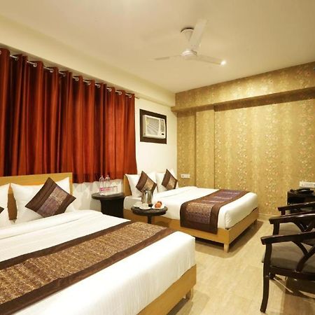 Hotel Peridot Near Igi Delhi Airport New Delhi Exterior photo